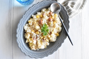 子どもウケ抜群！炊飯器で作れる「さつまいものコーンピラフ」